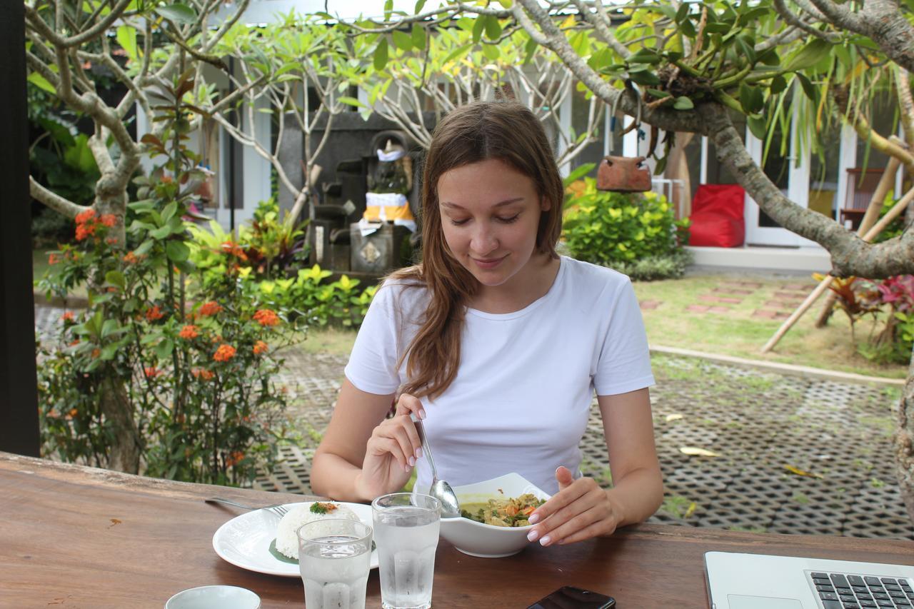 Summer Homestay Bali Nusa Dua  Exteriör bild